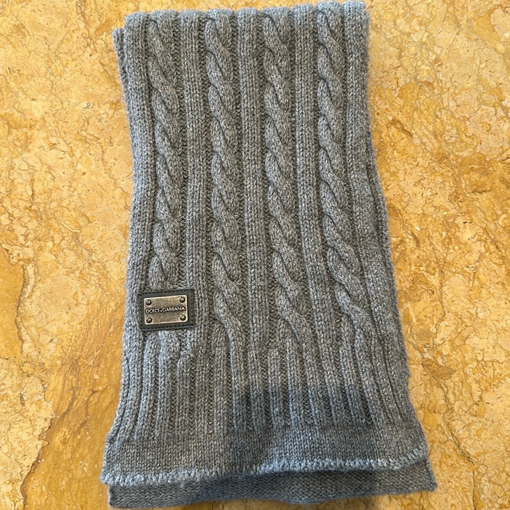 Dolce & Gabbana Authentic Unisex gray scarf size 8U